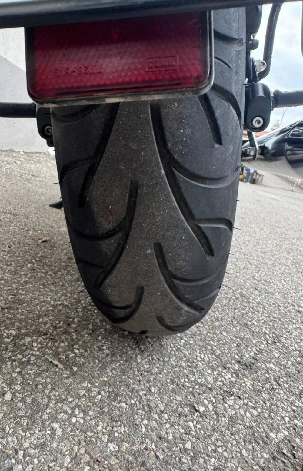 Royal Enfield Meteor 350 Stellar (2021 - 25) (8)