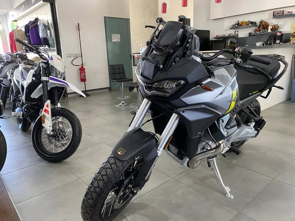 Moto Guzzi Stelvio (2024 - 26) (3)