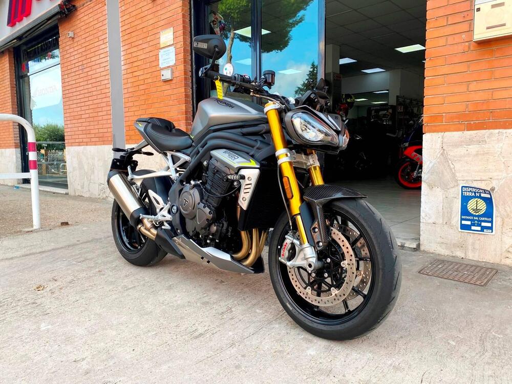 Triumph Speed Triple 1200 RS (2021 - 24) (2)