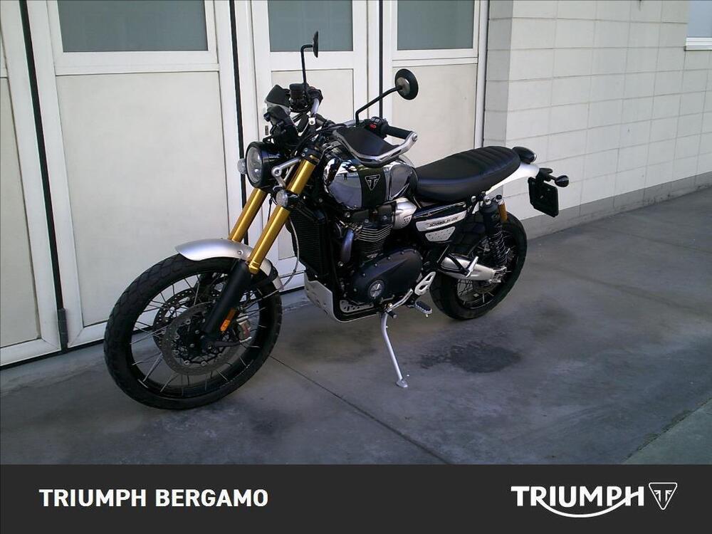 Triumph Scrambler 1200 XE (2021 - 23) (3)