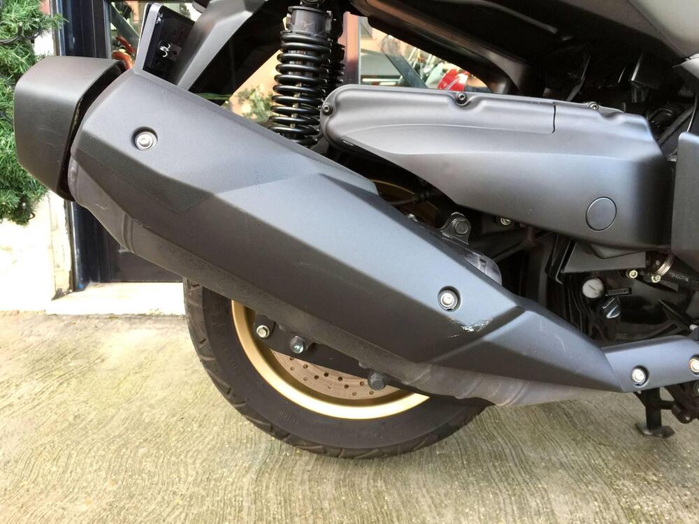 Yamaha X-Max 400 Tech Max (2020) (14)
