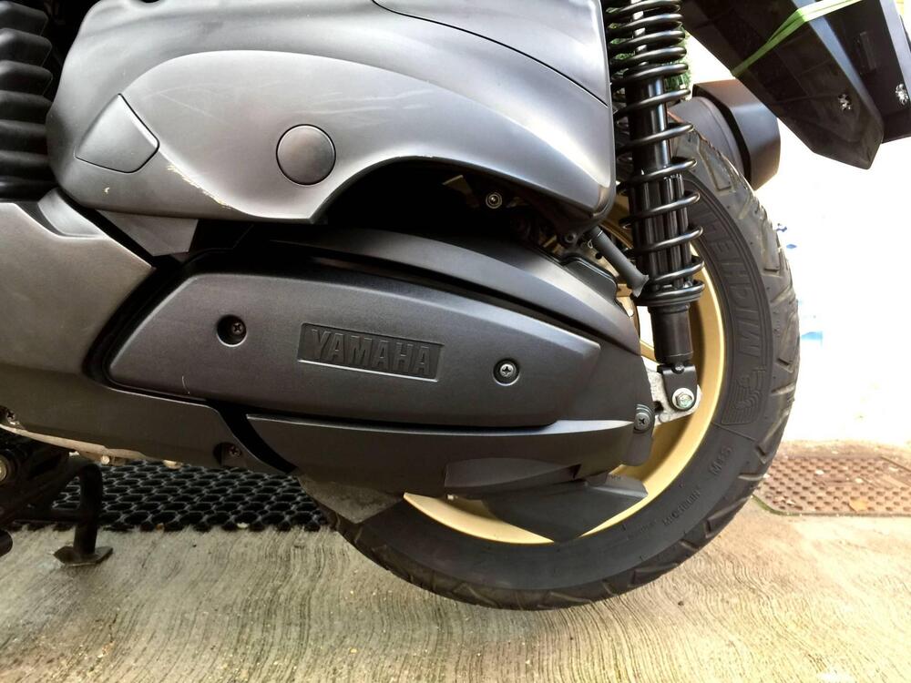 Yamaha X-Max 400 Tech Max (2020) (19)