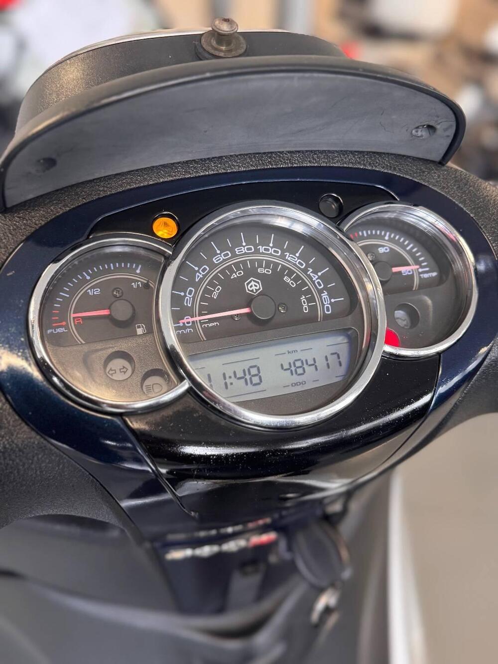 Piaggio Beverly 300 i.e. (2010 - 16) (6)