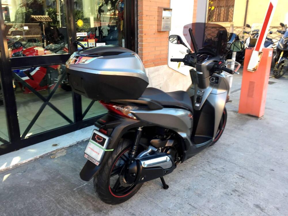 Honda SH 300 i Sport ABS (2018 - 20) (8)