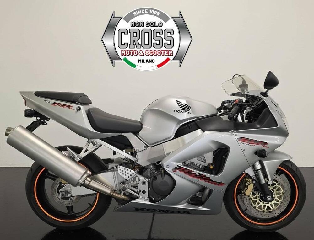 Honda CBR 900 RR Fireblade (2000 - 01) (4)
