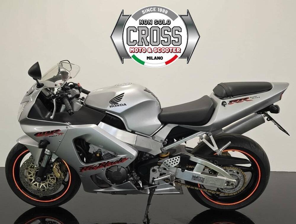 Honda CBR 900 RR Fireblade (2000 - 01) (5)