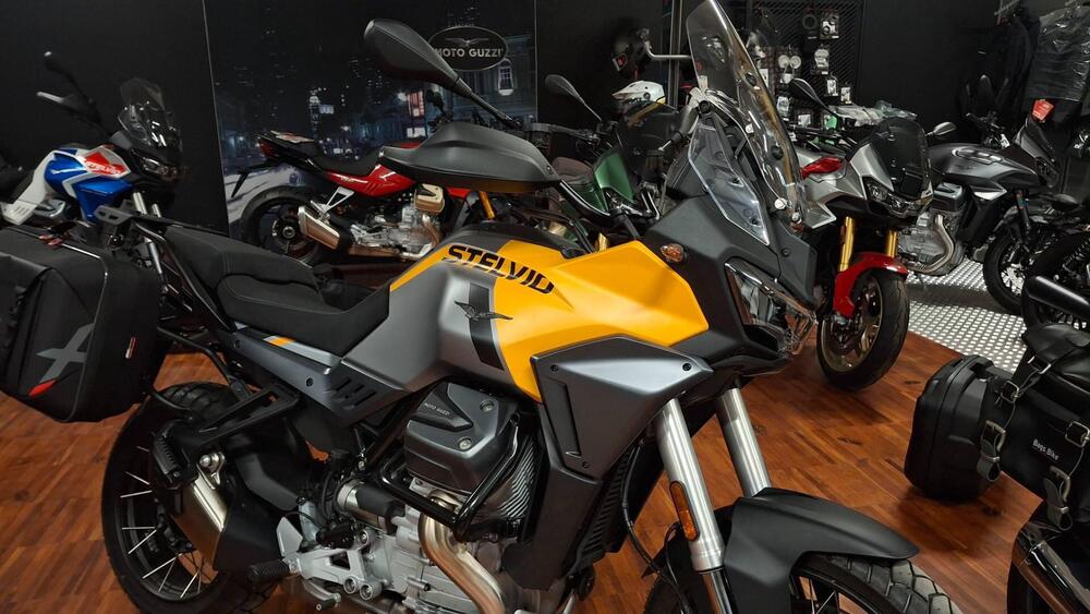 Moto Guzzi Stelvio PFF (2024 - 25) (2)
