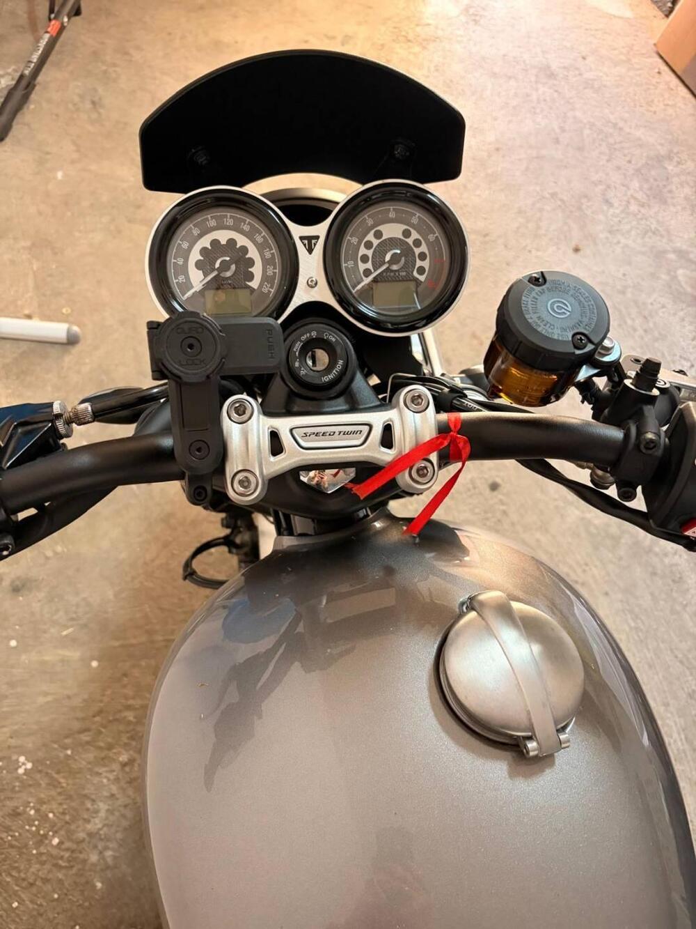 Triumph Speed Twin 1200 (2019 - 20) (10)