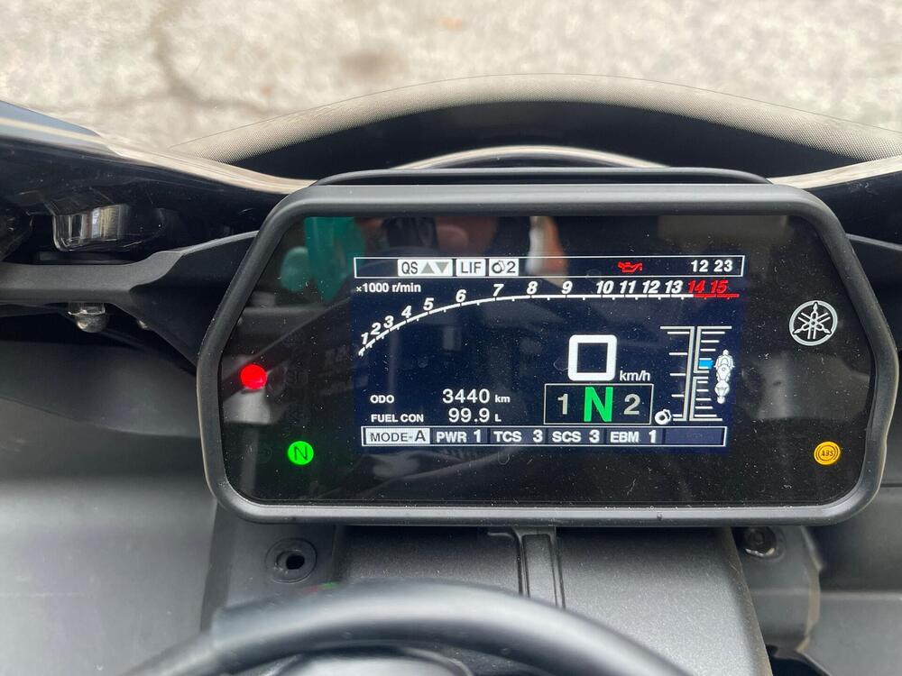 Yamaha YZF R1 (2020 - 25) (14)