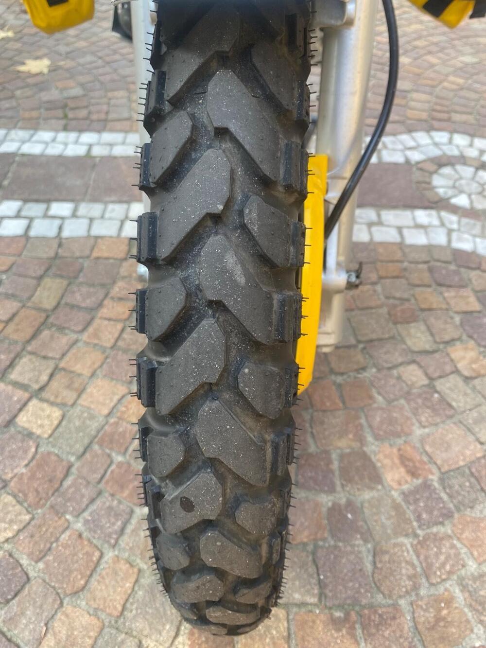 Yamaha Supertenere 750 (6)