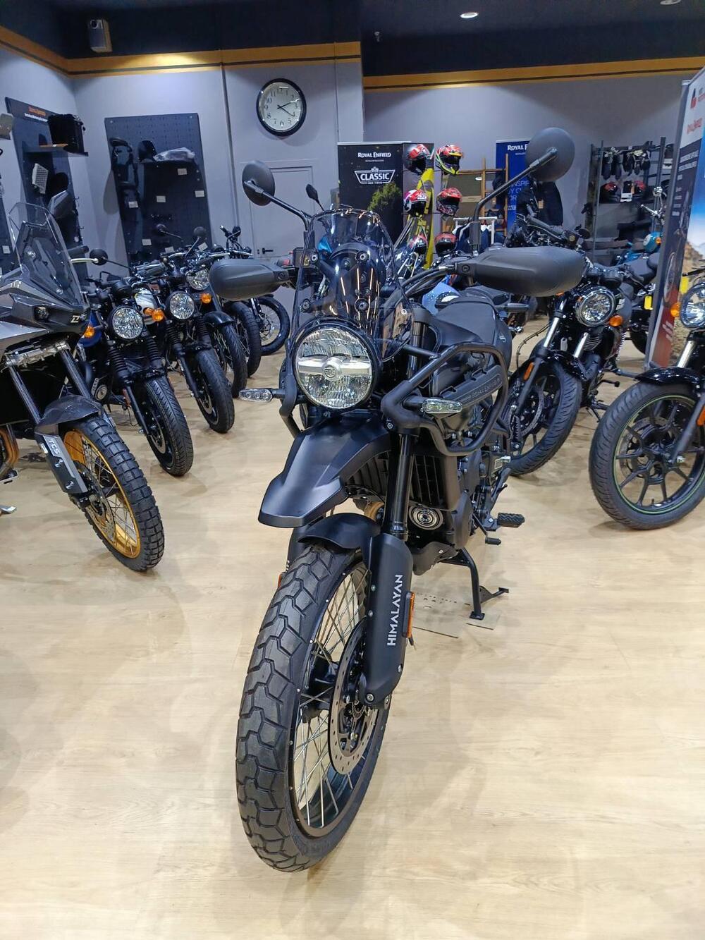 Royal Enfield Himalayan 450 Mana Black (2026)