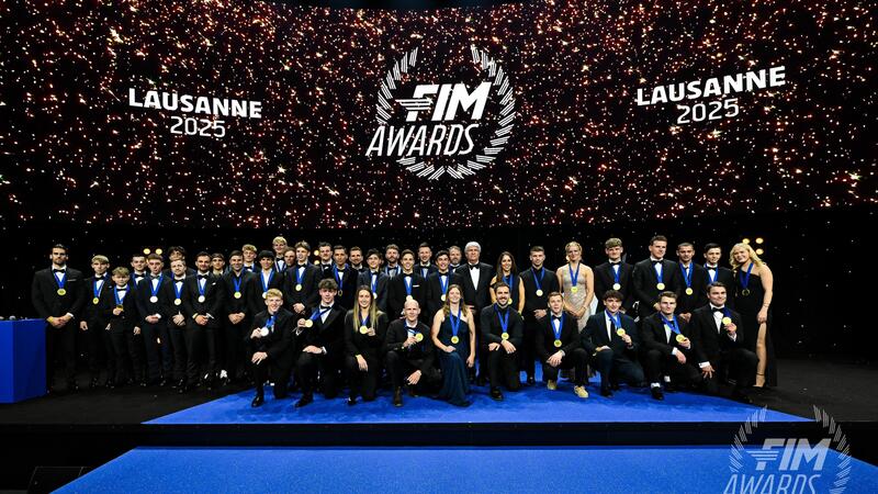 Premiati a Losanna i campioni mondiali del motorsport [VIDEO]