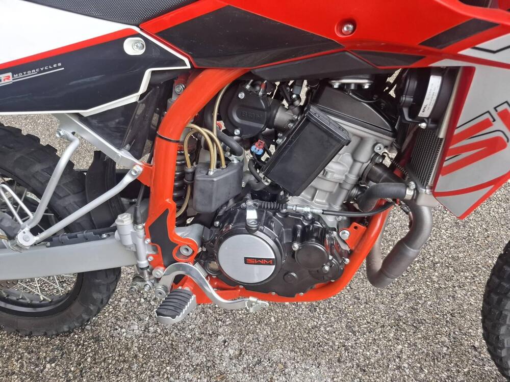 Swm RS 125 R (2021 - 23) (4)