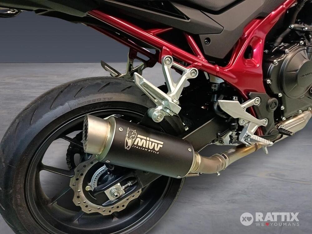 Honda CB 750 Hornet (2023 - 24) (4)