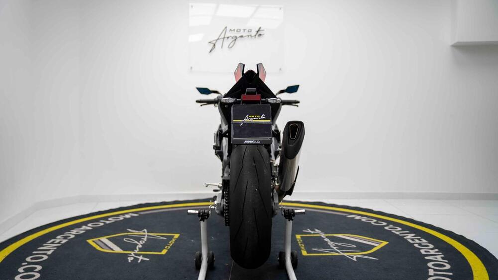 Aprilia Tuono V4 Factory (2025) (4)