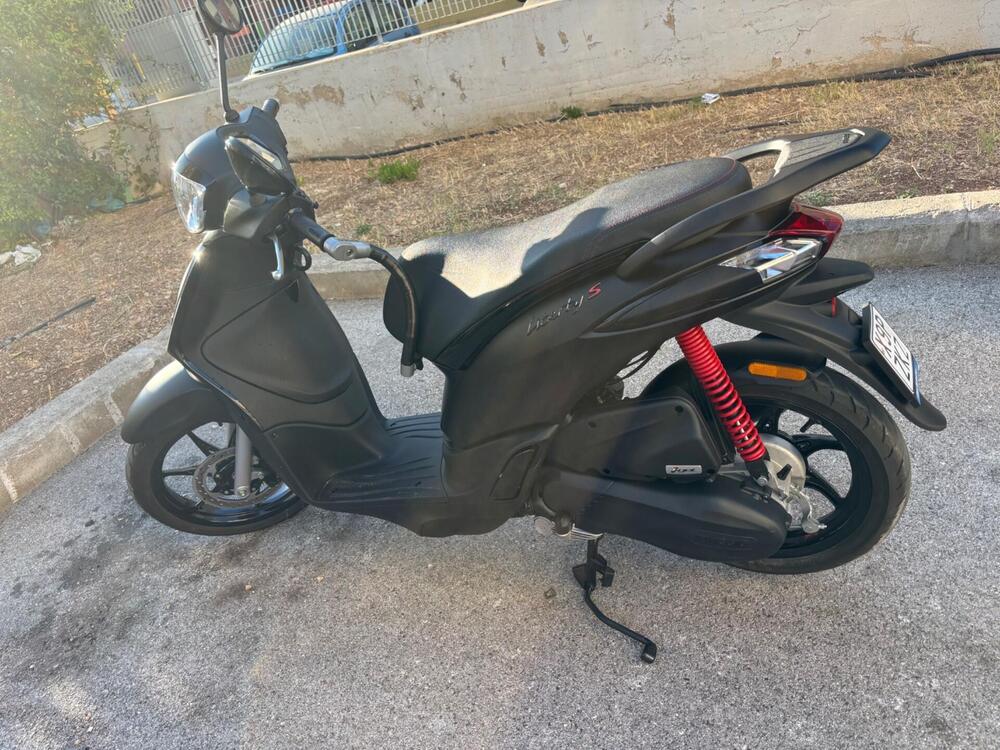 Piaggio Liberty 50 3V (2021 - 24) (2)