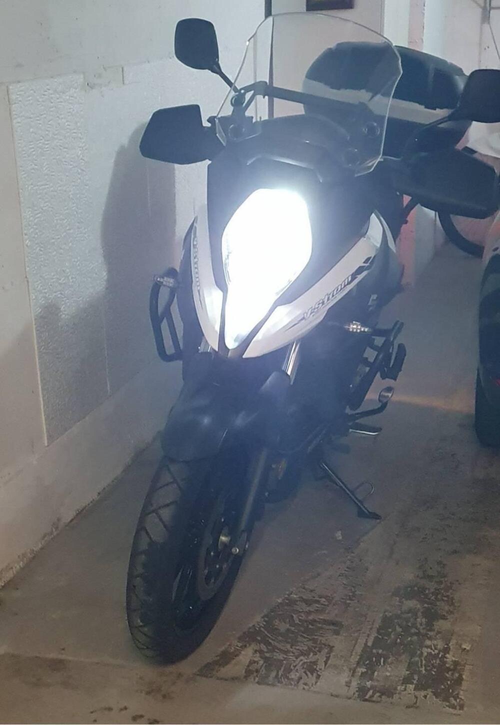 Suzuki V-Strom 650 (2021 - 25) (3)