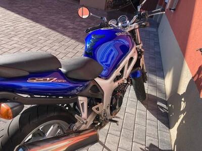 Suzuki SV 650 (1999 - 02) usata