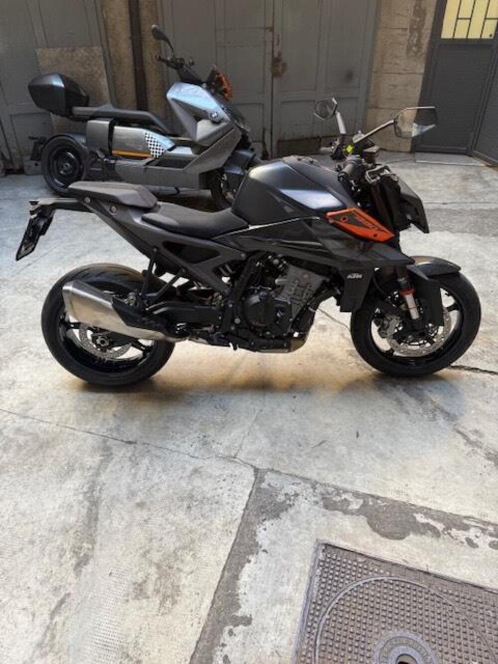 KTM 990 Duke (2024 - 26)