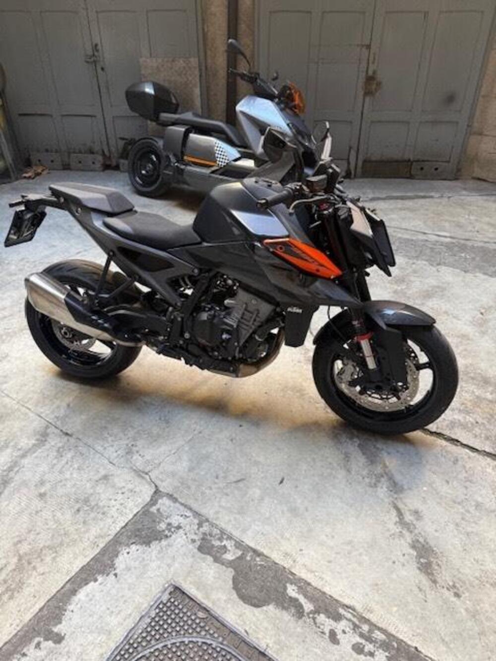 KTM 990 Duke (2024 - 26) (4)