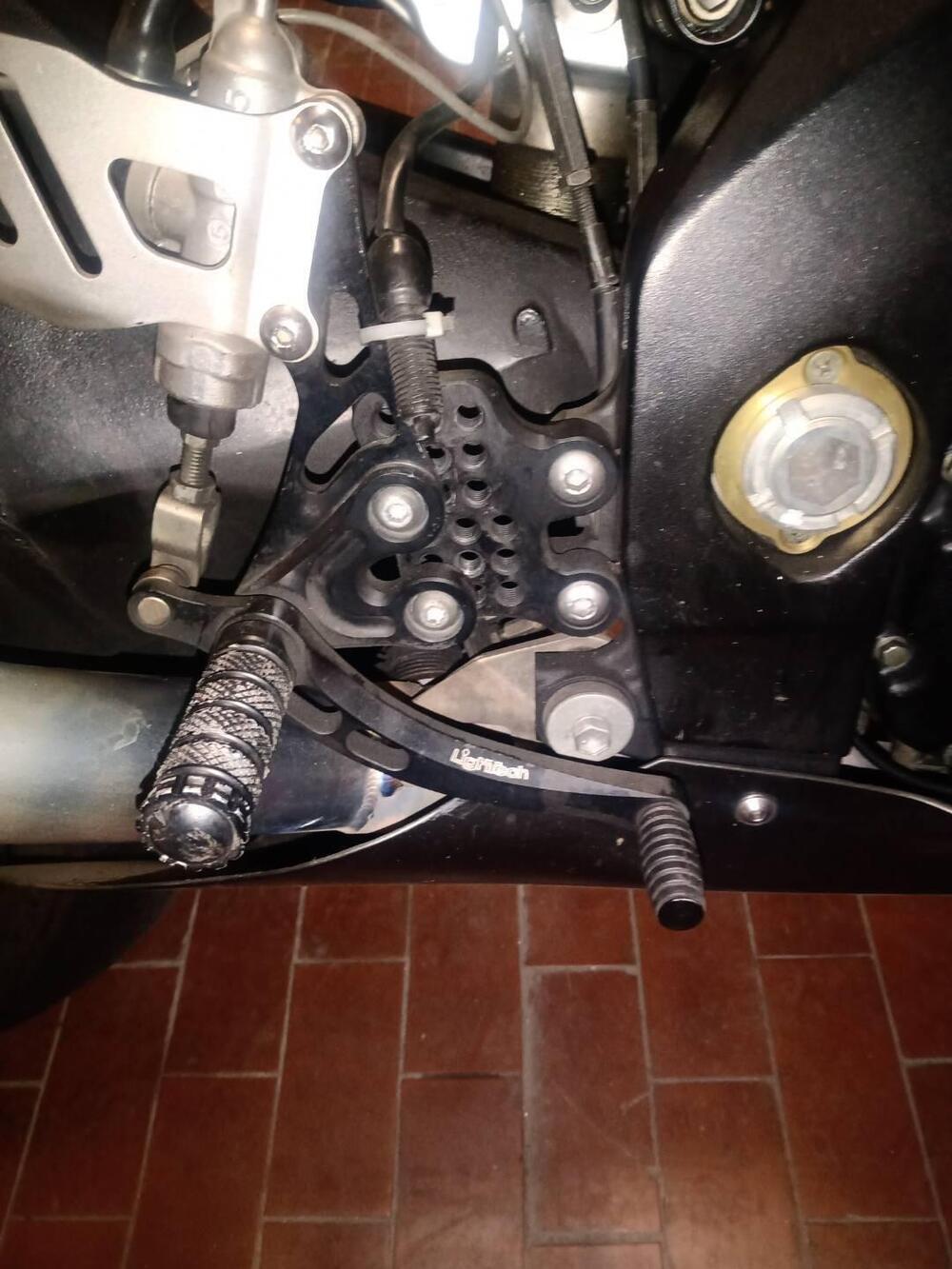 Suzuki GSX-R1000 (2005 - 06) (7)