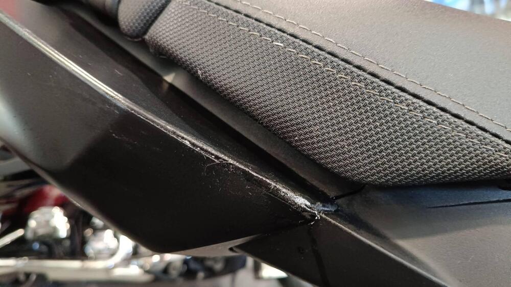 Honda CB 650 R E-Clutch (2024 - 25) (3)