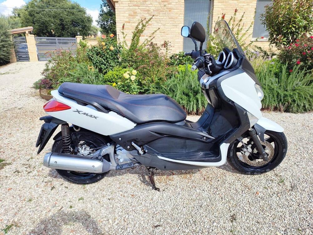 Yamaha X-Max 250 Sport (2011 - 13) (4)