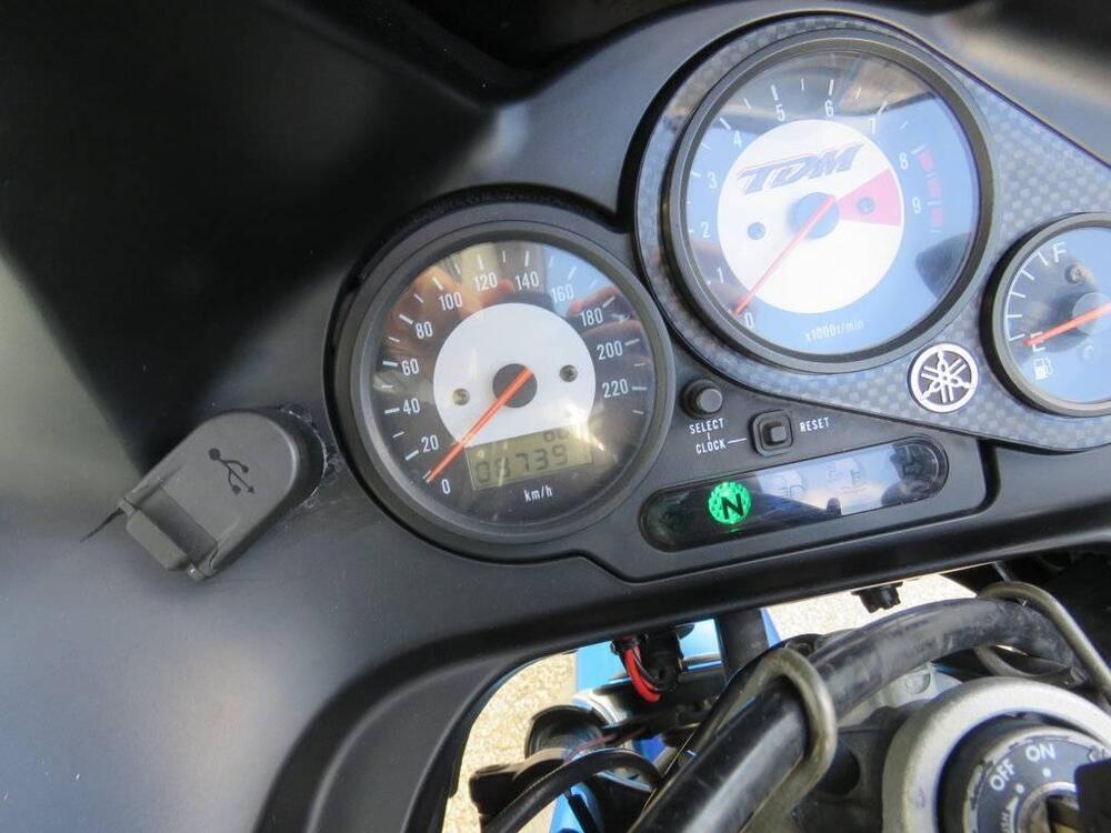 Yamaha TDM 850 (1996 - 01) (13)