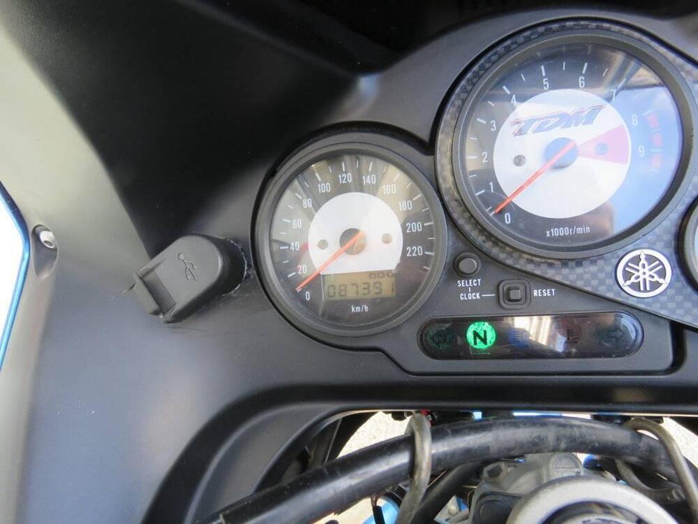 Yamaha TDM 850 (1996 - 01) (14)