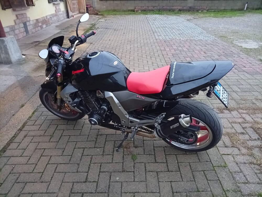 Kawasaki Z 1000 (2003 - 06) (4)