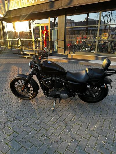 Harley-Davidson 883 Iron (2009 - 11) - XL 883N usata