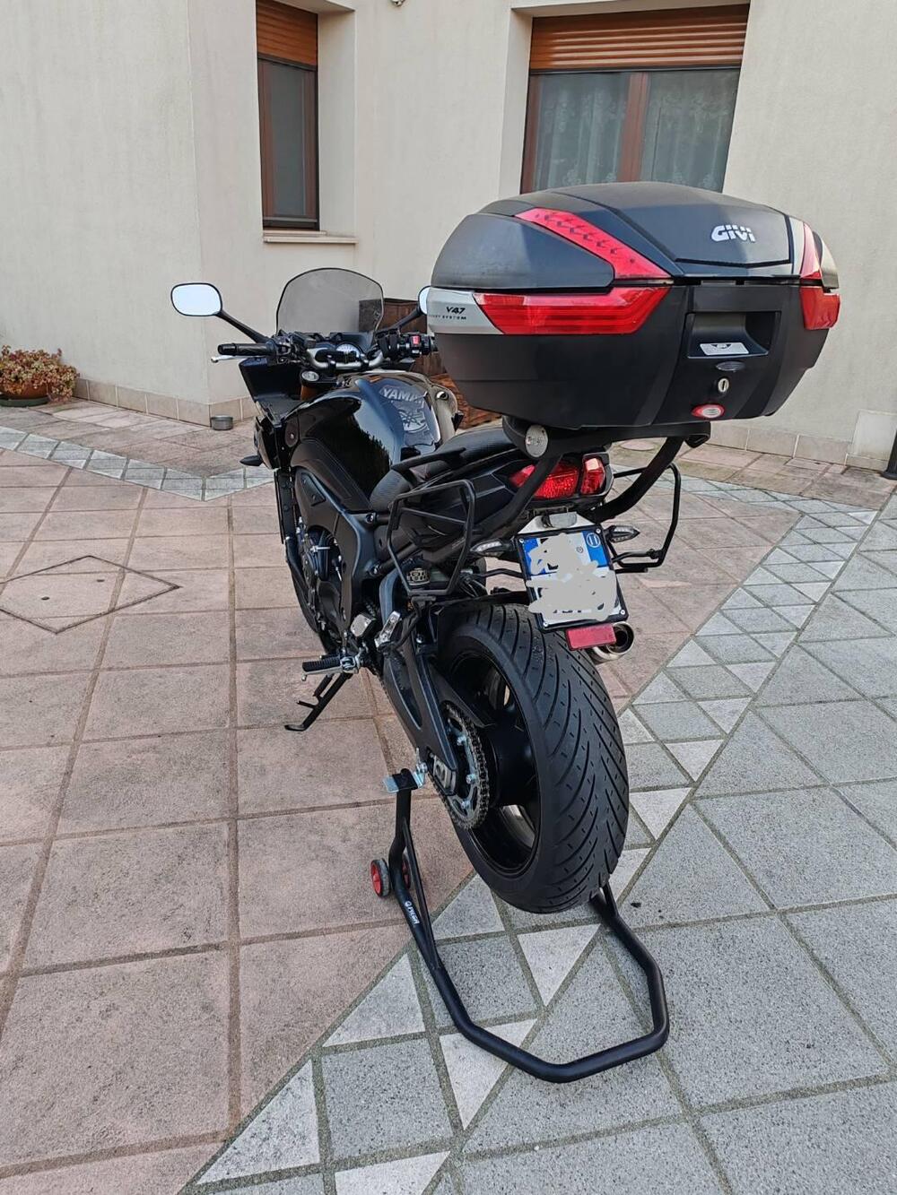 Yamaha FZ8 (2010 - 12) (8)