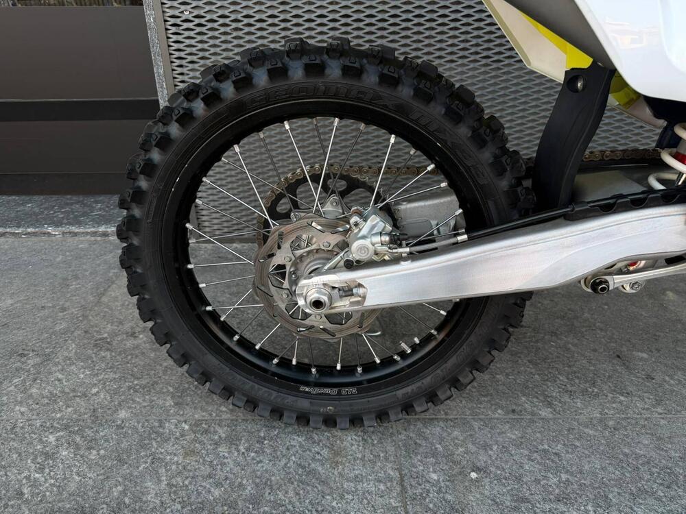 Husqvarna TC 125 (2024) (3)