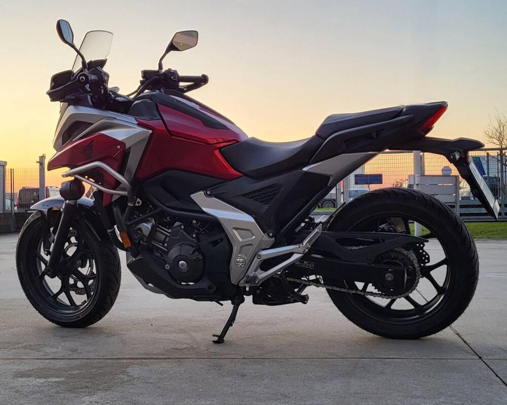 Honda NC 750 X DCT (2021 - 24) (3)