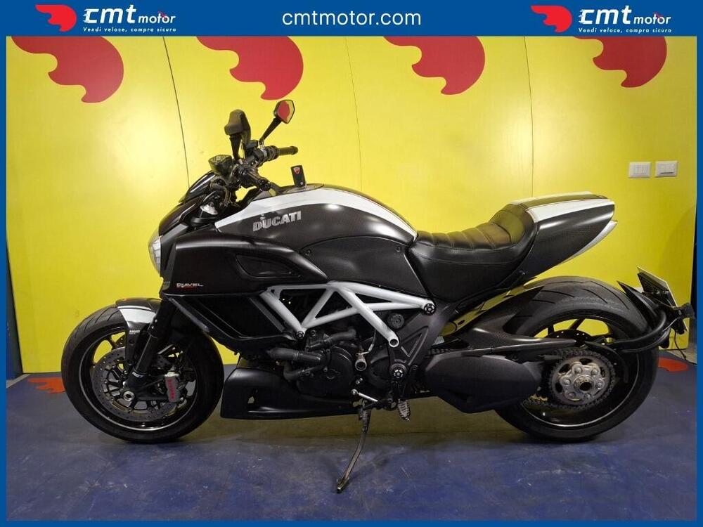 Ducati Diavel 1200 Carbon (2014 - 16) (2)