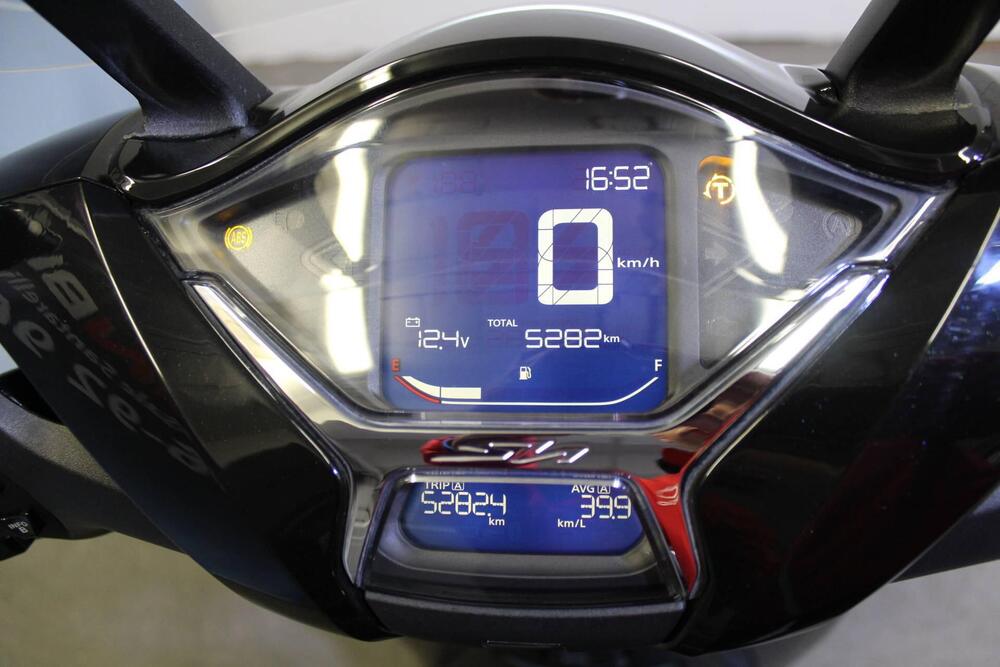 Honda SH 150i (2024 - 25) (3)