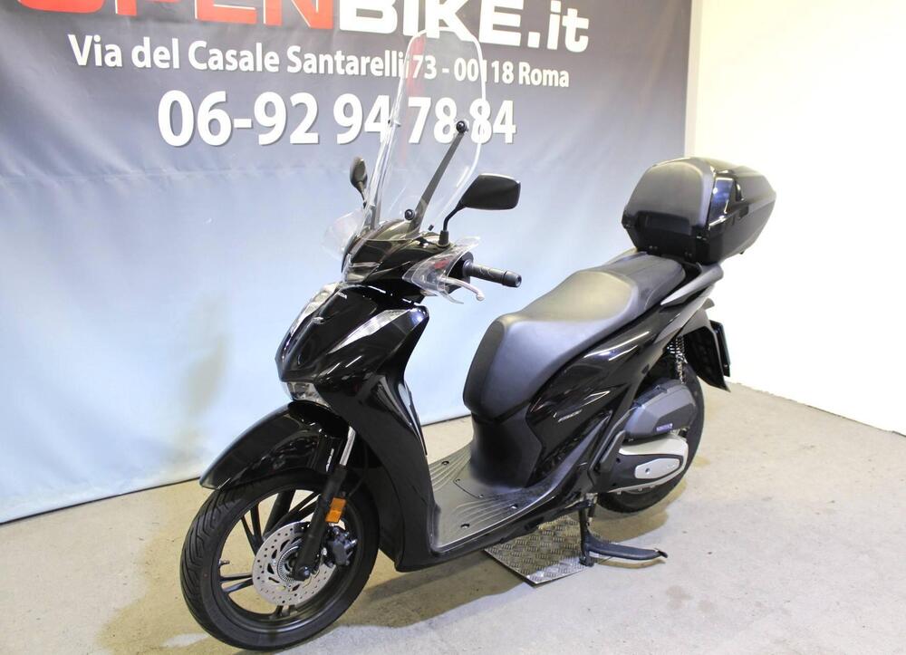 Honda SH 150i (2024 - 25) (12)
