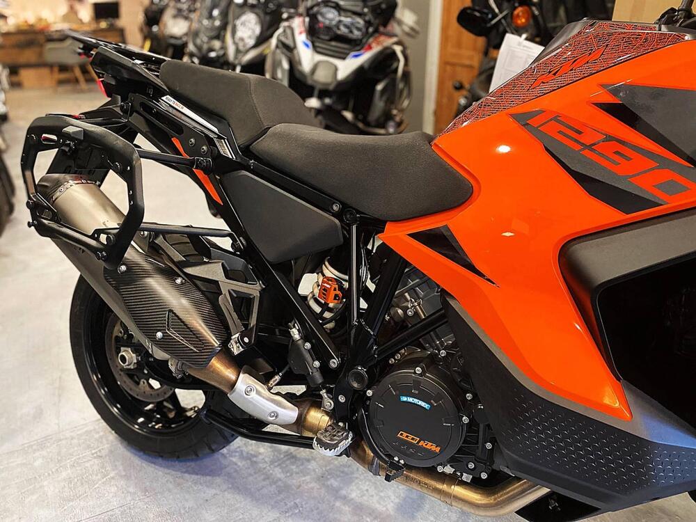 KTM 1290 Super Adventure S (2022 - 25) (16)
