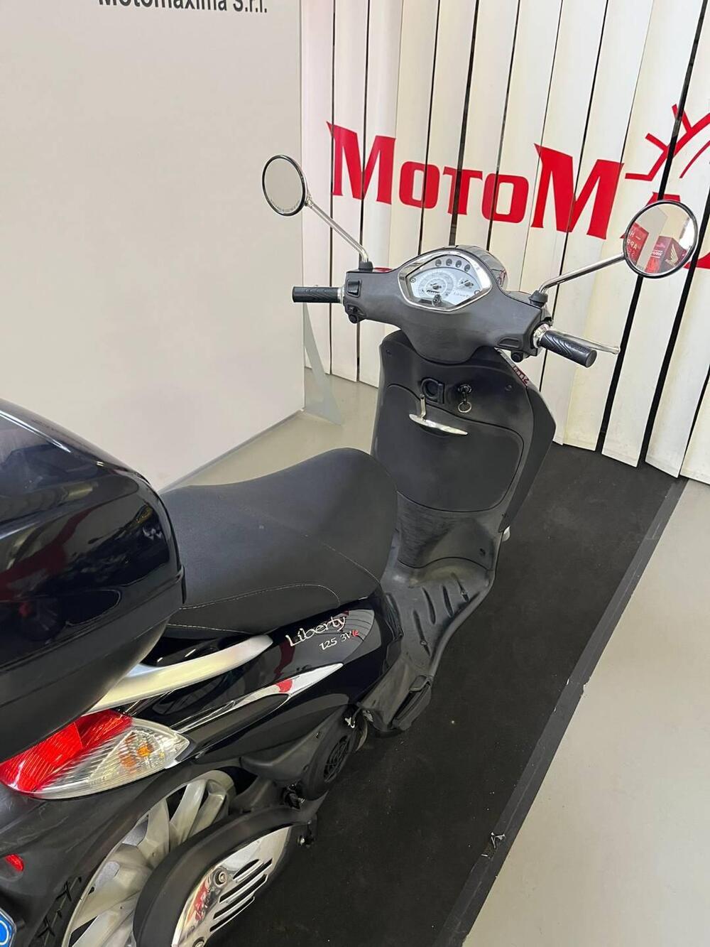 Piaggio Liberty 125 3V Full Optional (2013 - 15) (4)