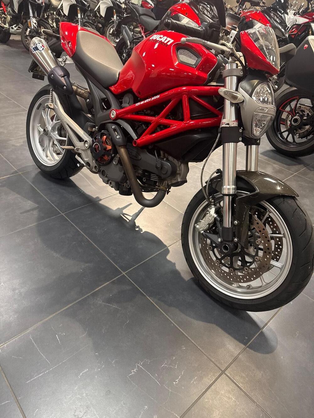 Ducati Monster 1100 (2009 -10) (13)
