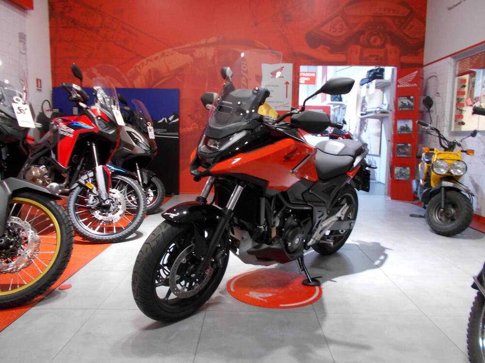 Honda NC 750 X DCT (2025) (5)