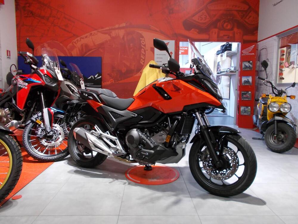 Honda NC 750 X DCT (2025) (8)