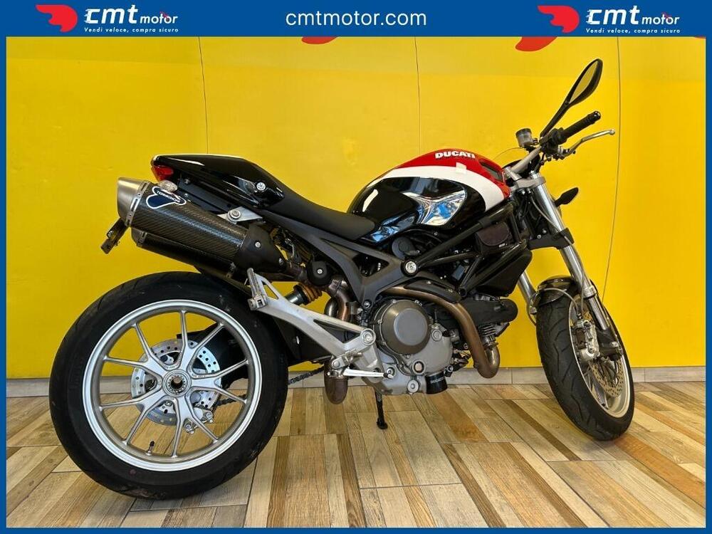 Ducati Monster 1100 (2009 -10) (4)