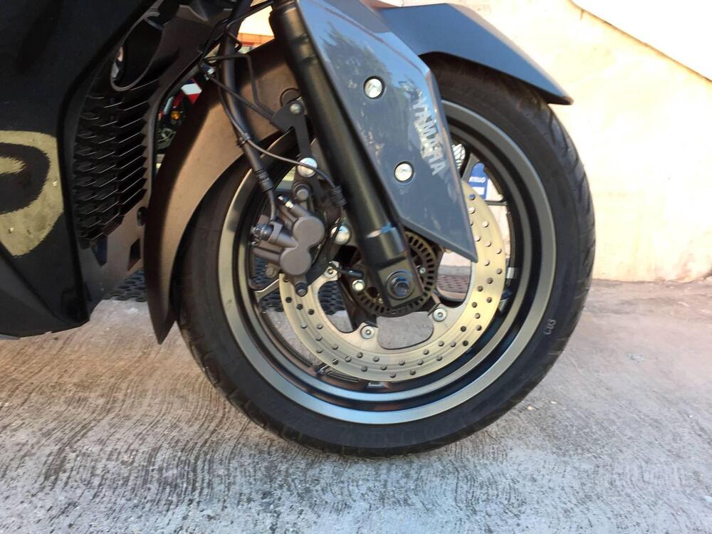 Yamaha X-Max 300 Tech Max (2021 - 24) (16)