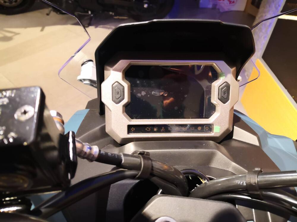 Sym ADX 125 (2025) (12)