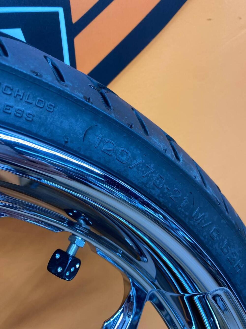 Cerchio Performance Machine cromato 21" Pollici To (5)