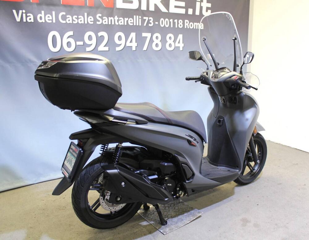 Honda SH 350i Sport (2025) (4)