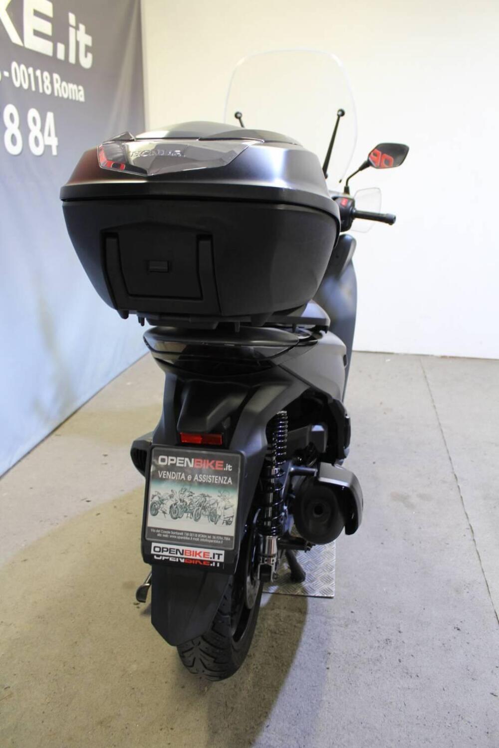Honda SH 350i Sport (2025) (5)