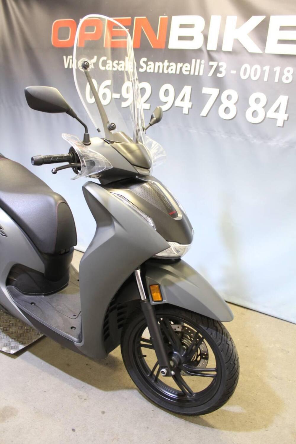 Honda SH 350i Sport (2025) (8)