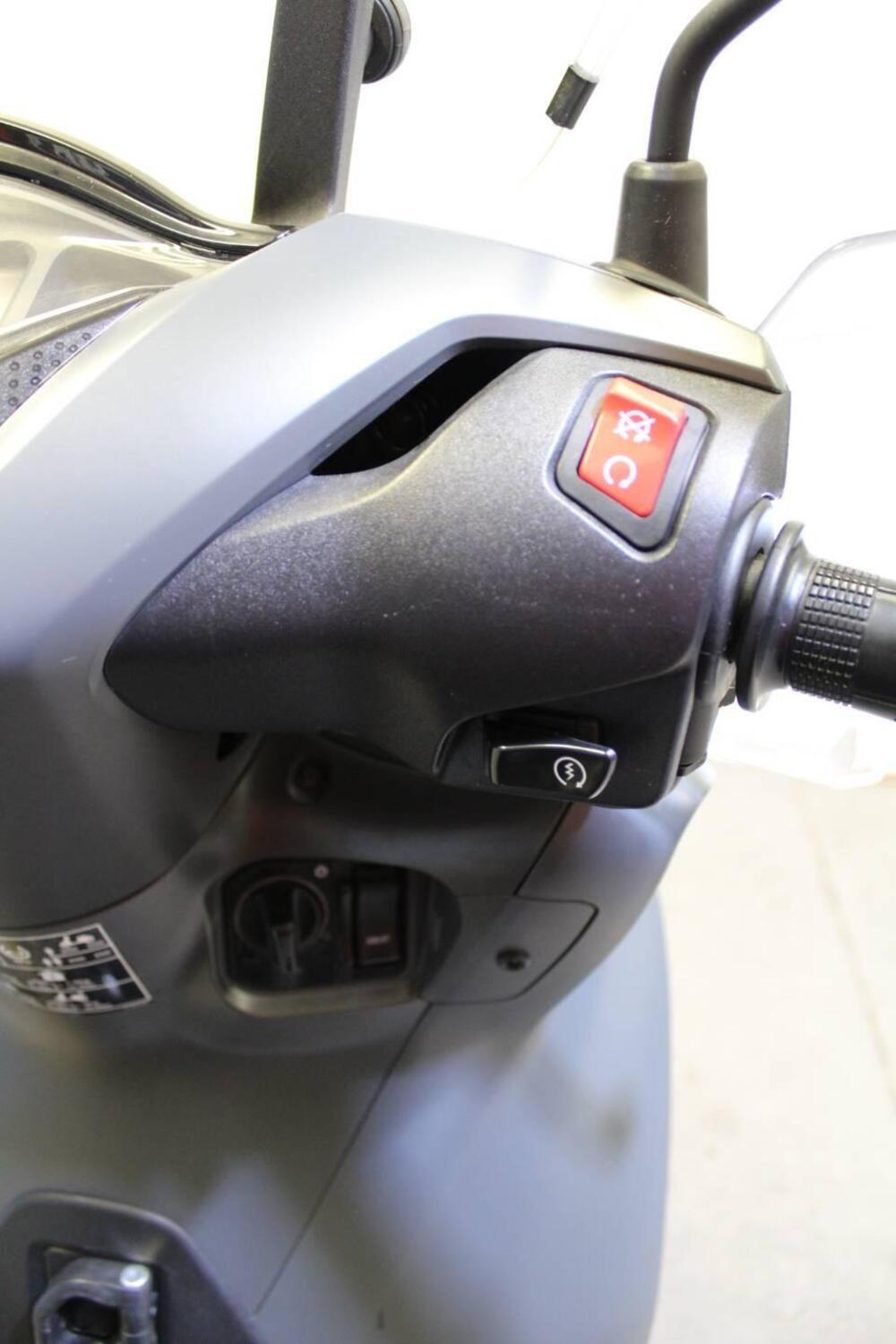 Honda SH 350i Sport (2025) (11)